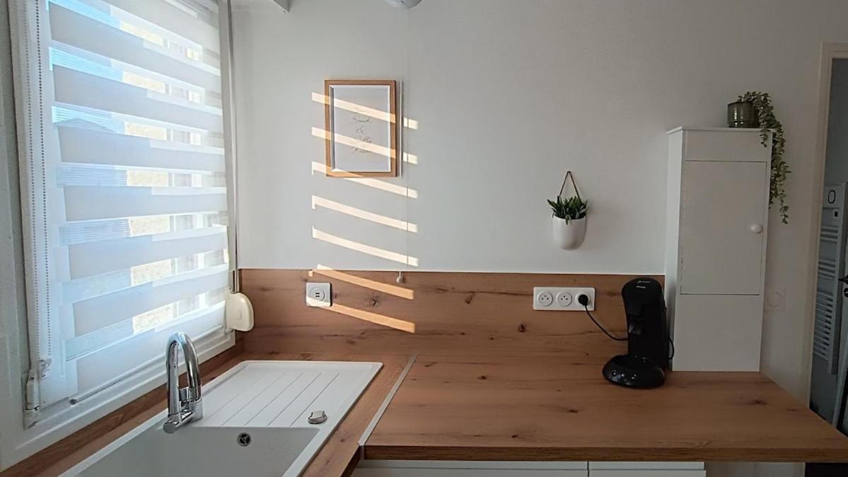Apartment 150m De La *